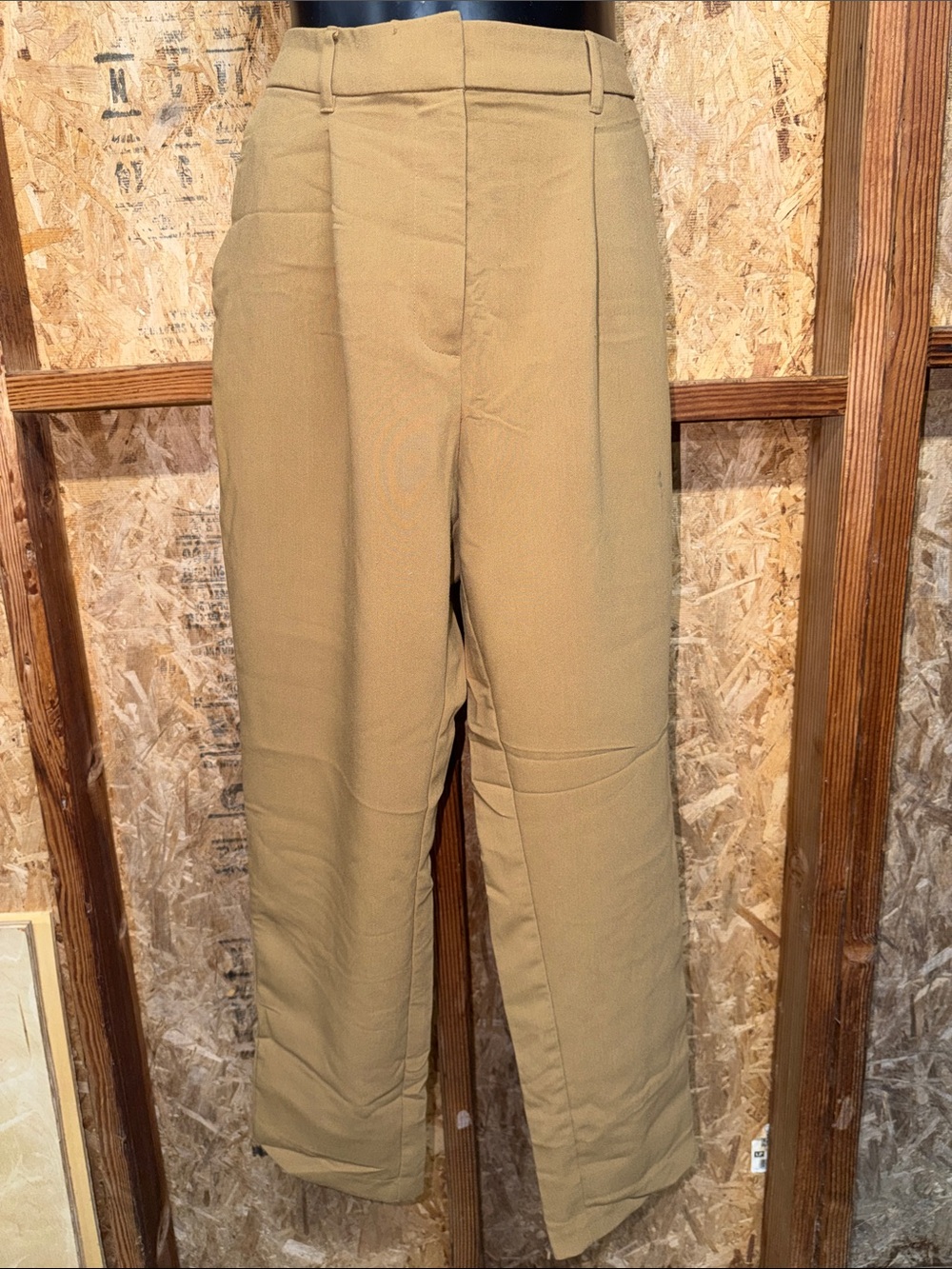 Old Navy Extra High-Rise Taylor Straight Leg Trouser- Tan